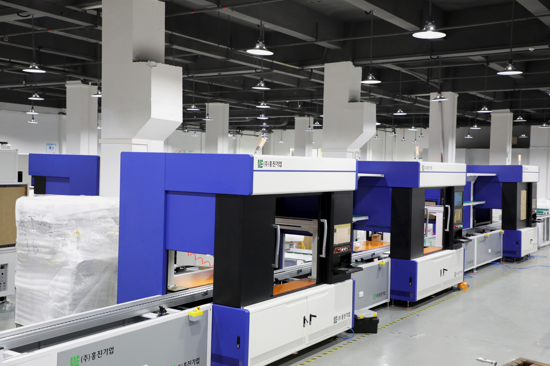 Semiconductor production line