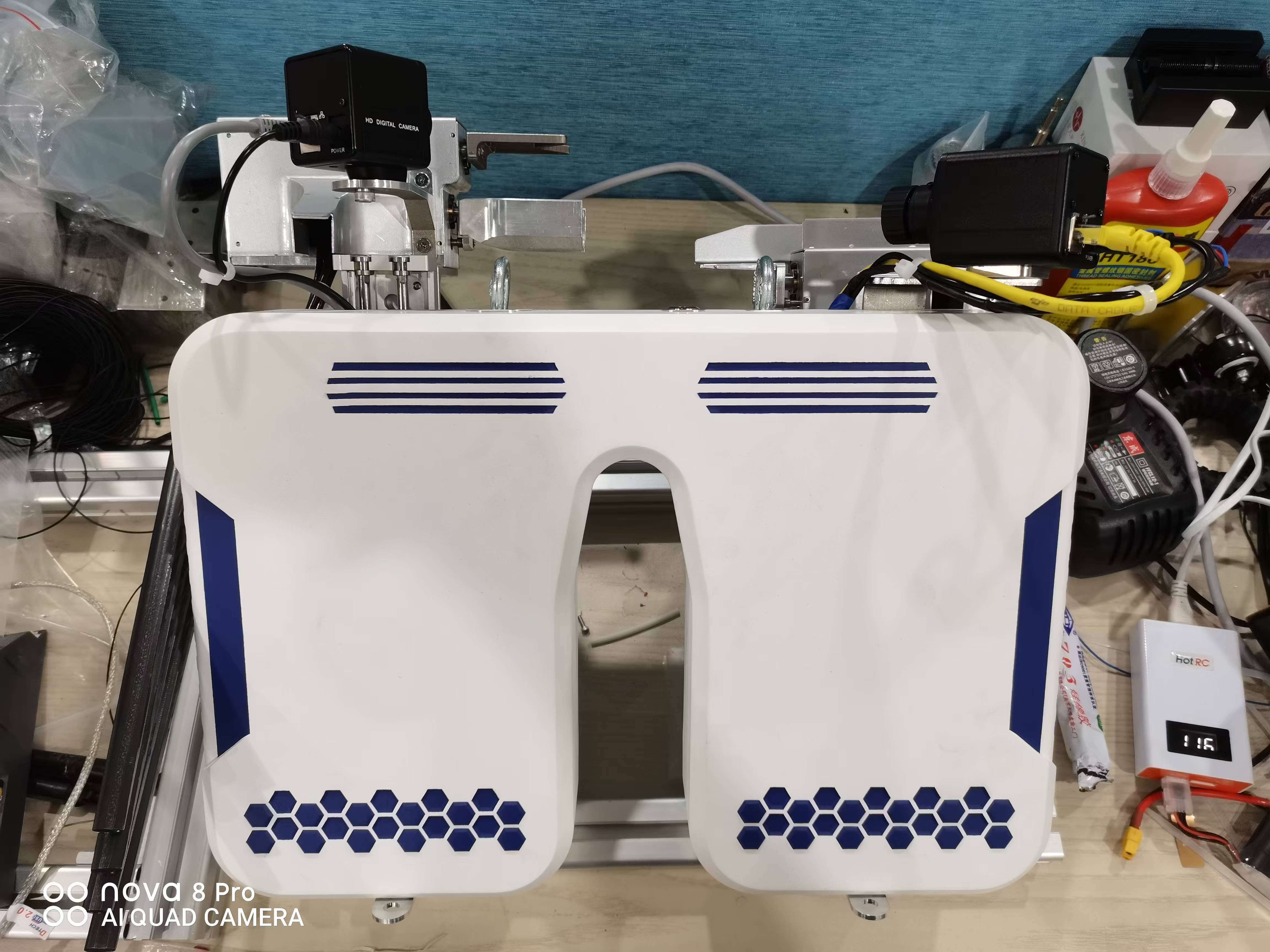 Replace insulator robot